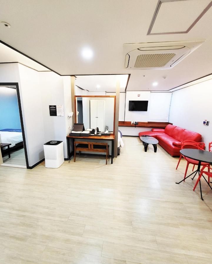 ชุนชอน โฮเต็ล คองชีชอน Hotel ภายนอก รูปภาพ