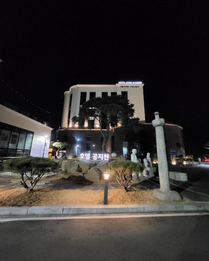 ชุนชอน โฮเต็ล คองชีชอน Hotel ภายนอก รูปภาพ