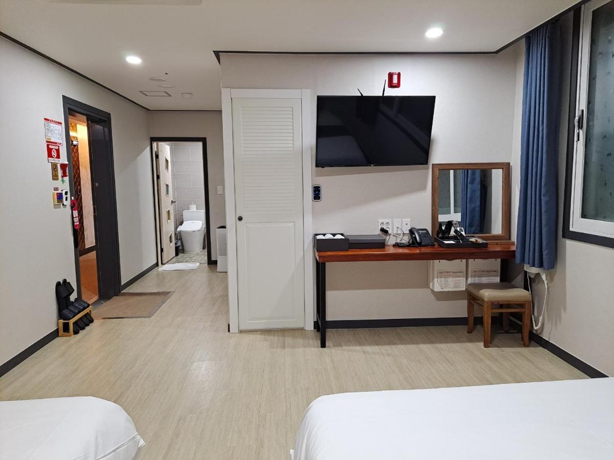ชุนชอน โฮเต็ล คองชีชอน Hotel ภายนอก รูปภาพ